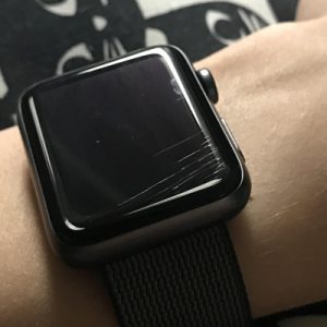 Đánh bóng, xóa trầy mặt kính Apple Watch 1, 2, 3, 4, 5, 6