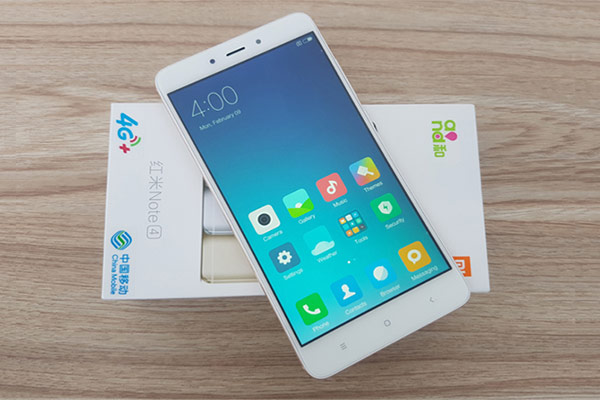 sieu-pham-redmi-4a thay-man-hinh-mat-kinh-cam-ung-xiaomi-redmi-4a-1