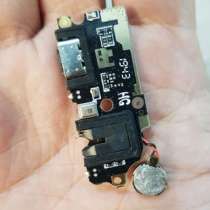 Thay chân sạc Vsmart Active 3