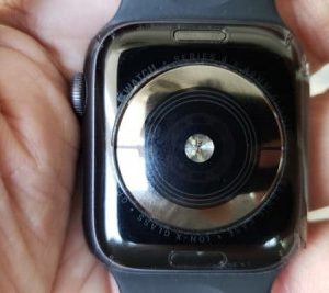 Thay đế sạc Apple Watch Series 4