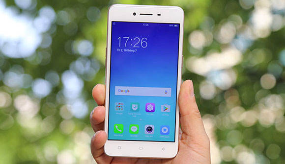 thay-man-hinh-oppo-a37-1