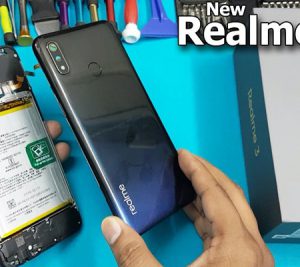 Thay pin Realme 3, 3 Pro