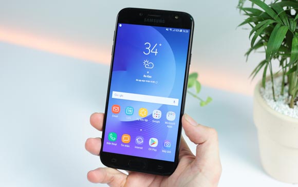 thay-pin-j7-prime-j7-pro-1