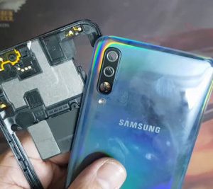 Thay vỏ Samsung Galaxy A50, A50S
