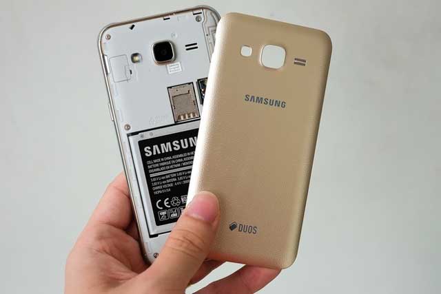 thay-pin-samsung-j2