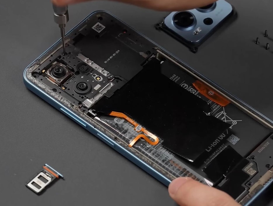 sua-dien-thoai-xiaomi-da-nang-2